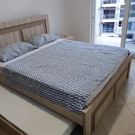 Sea Side Apartment